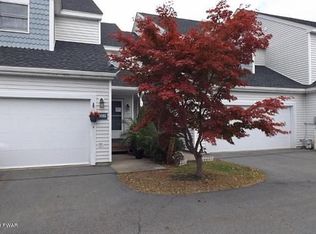 4032 Somerset Ct, Milford, PA 18337