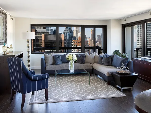 300 E 59th St APT 3105, New York, NY 10022