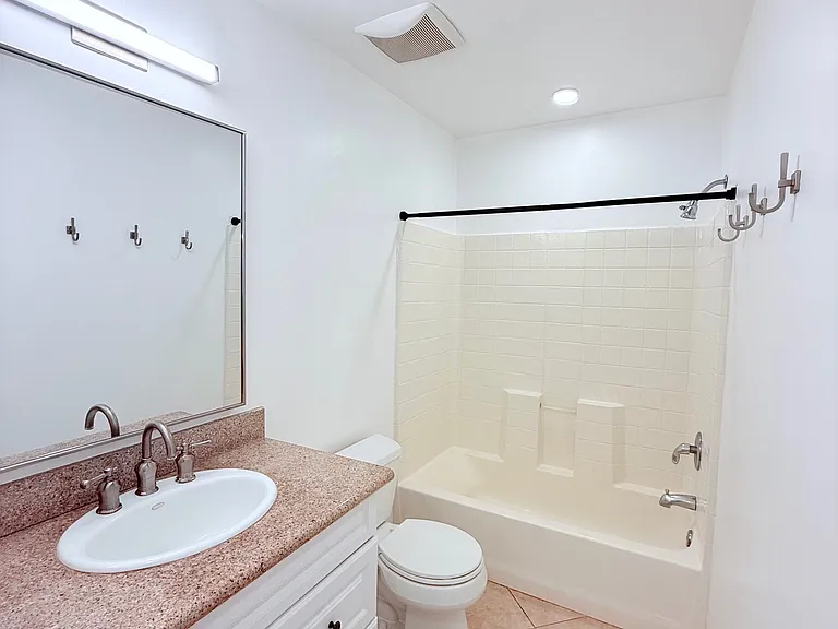2907 State St #1 — Photo 6