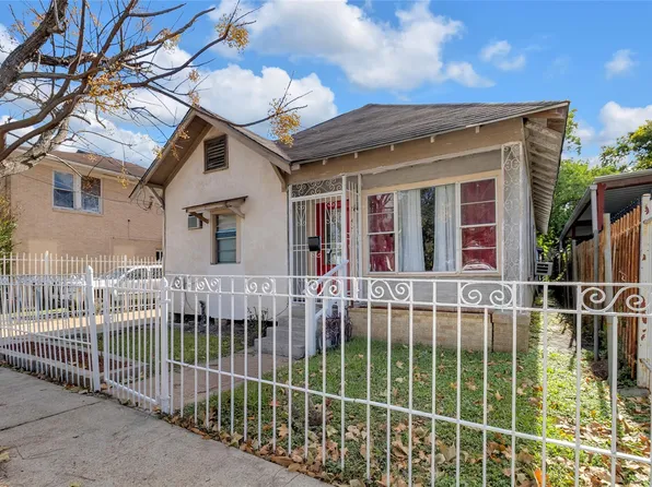 5140 Pease St, Houston, TX 77023