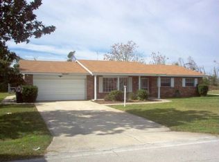 898 Alexander Ave, Deltona, FL 32725