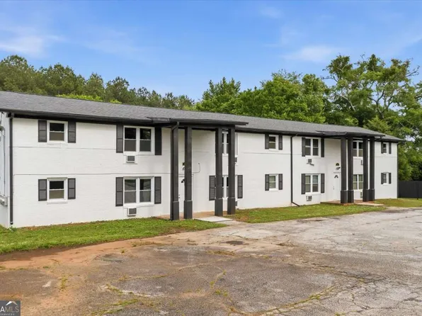 610 N College Dr #8, Cedartown, GA 30125