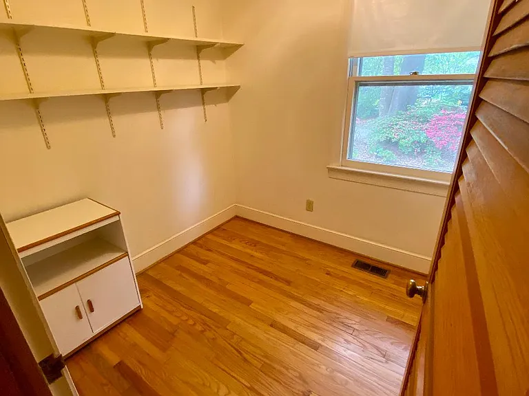 4949 Lookout Rd #HOUSE — Photo 26
