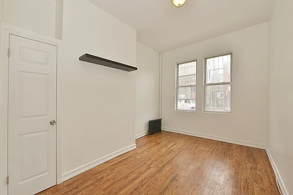 Rented by Flatiron Real Estate Advisors LLC | media 3