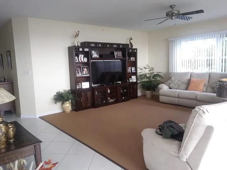 200 Harbor Walk Dr #321 — Photo 3