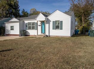 217 E Douglas Dr, Midwest City, OK 73110