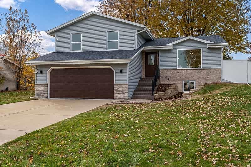 1st image of 2205 Green Valley Dr