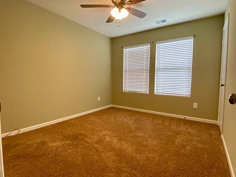 250 Bermuda Lakes Dr — Photo 7