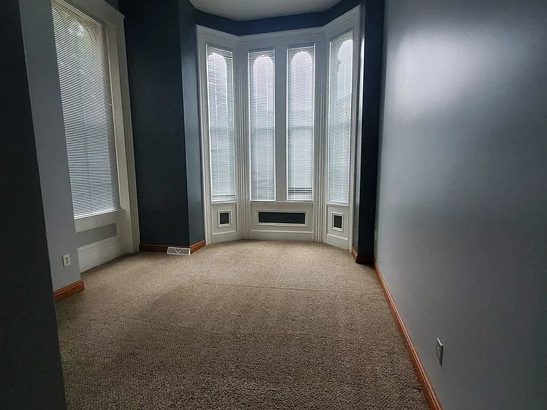 1130 W North Ave #1 — Photo 9