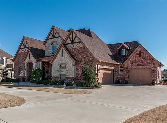 2nd image of 137 Copperwood Dr