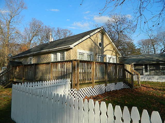 1st image of 629 Tebbston Dr