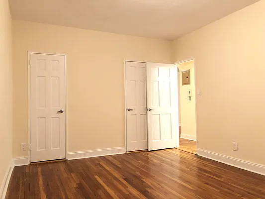 Rented by Kew Forest Realty Inc | media 18