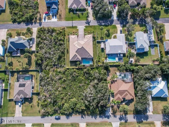18 DEERWOOD Street, Palm Coast, FL 32137