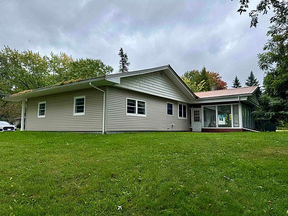 4th image of 138 Leroy St