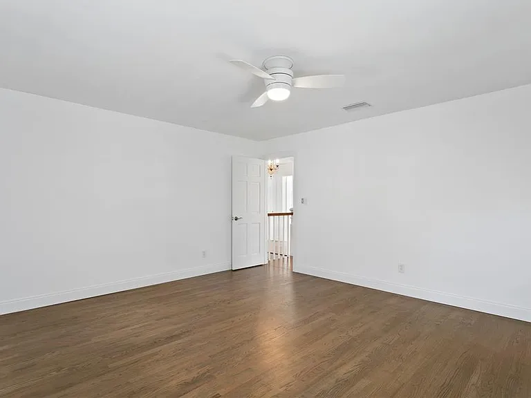 4704 W Brookwood Dr — Photo 42