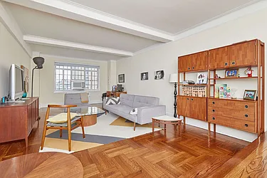 Rented by PocketBroker Inc