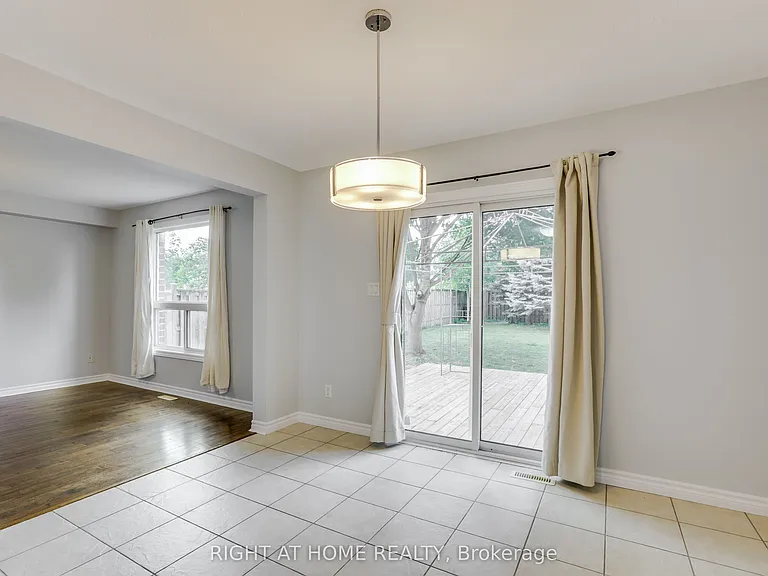 2206 Coronation Dr — Photo 12