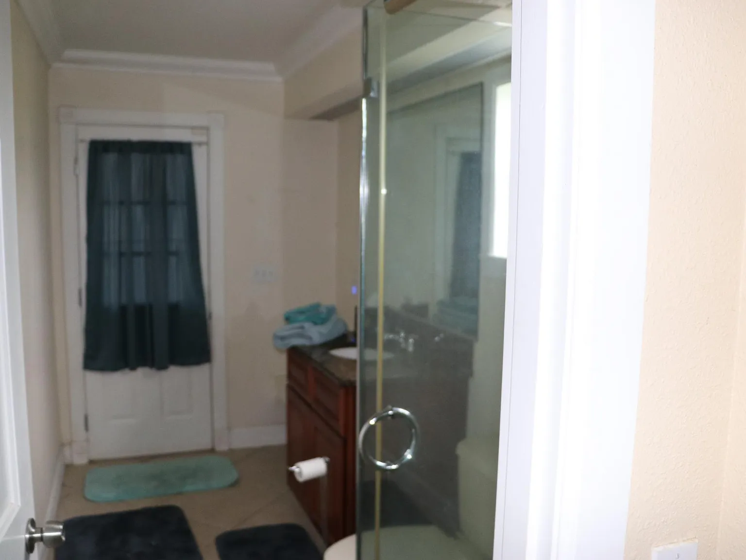 5 bed, 3182 sqft, $5,500 — Photo 4