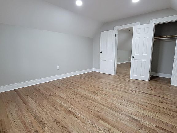 5th image of 304 Greenwich Ave Floor 2