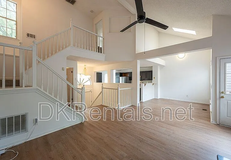 2200 Goodwood Blvd SE — Photo 6