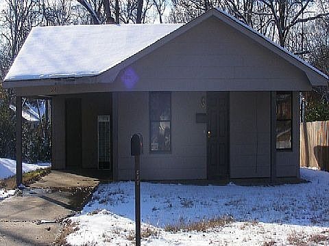 1st image of 408C Hancock Cir