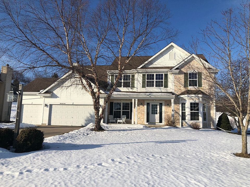1st image of W234N7649 Grey Moss Ct