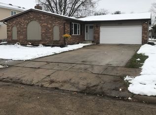 2108 20th Ave, Sterling, IL 61081