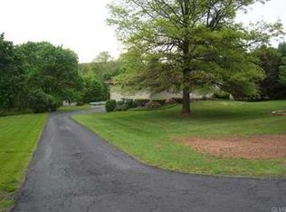 1507 Wind Hill Rd, Coopersburg, PA 18036