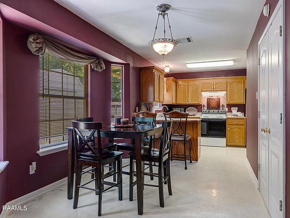 4th image of 109 Cleopatra Ln
