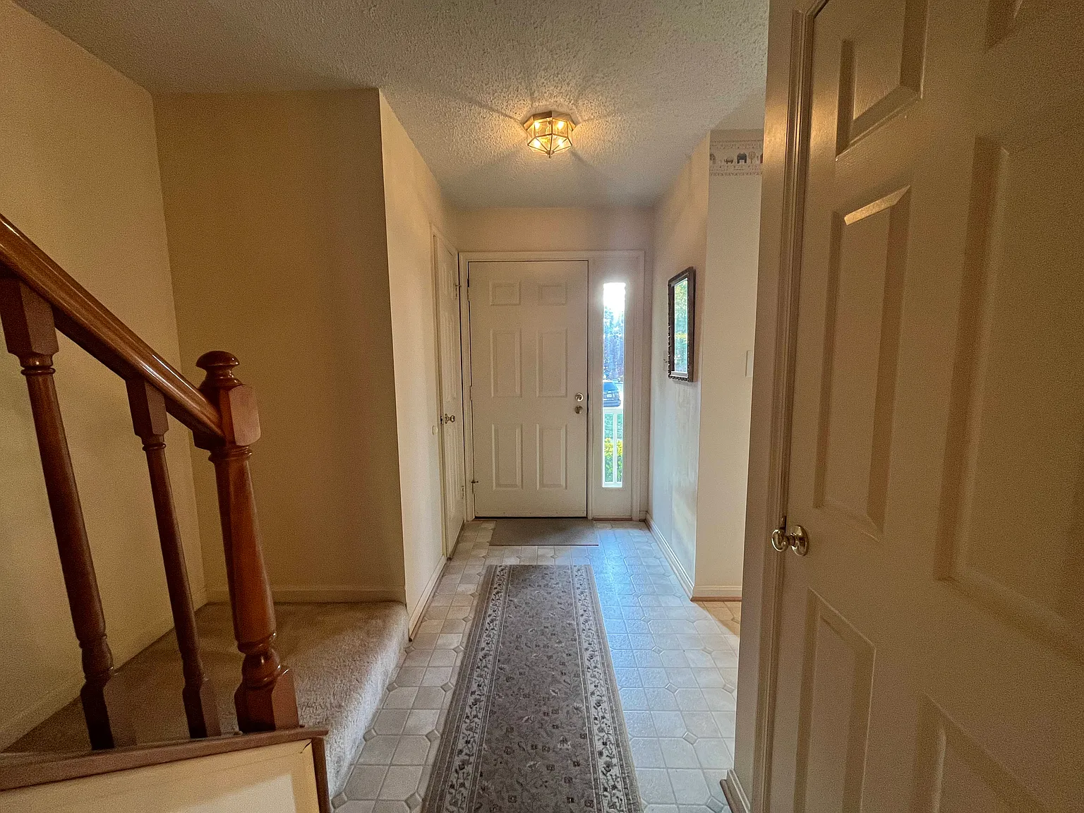 3 bed, 2045 sqft, $3,000 — Photo 3