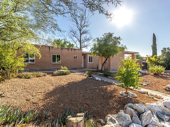 2nd image of 2941 W Calle Canario