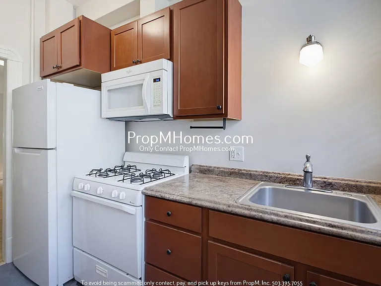 2835 SE Yamhill Street — Photo 5