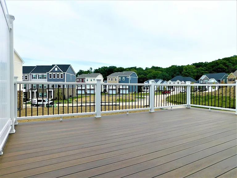 152 Seneca Pl — Photo 29
