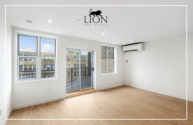 Rented by The Lion Real Estate | media 4