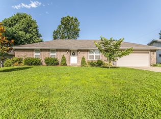 5665 S Dollison Ave, Springfield, MO 65810