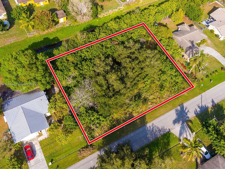 1st image of 441 SW Lucero Dr
