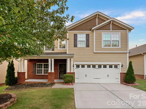 1555 Spring Blossom Trl, Fort Mill, SC 29708
