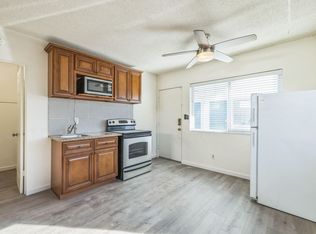 588 E Mel Ave #17, Palm Springs, CA 92262