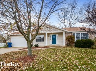 3875 Cambridge Crossing Dr, Saint Charles, MO 63304