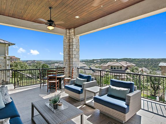 3rd image of 818 Serene Estates Dr