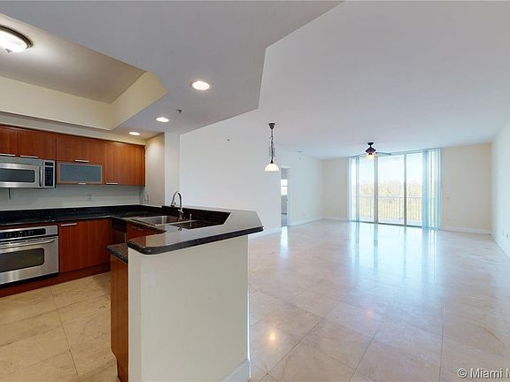 4th image of 14951 E Royal Oaks Ln #602