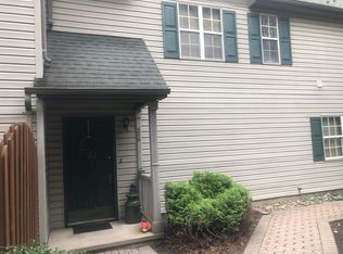 506 Walnut Grove Rd, East Stroudsburg, PA 18301