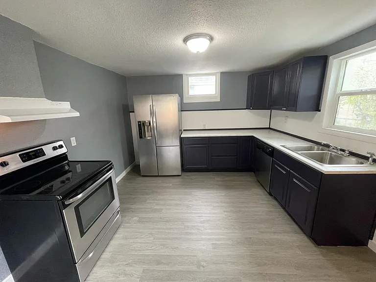 1224 W Sinto Ave — Photo 3