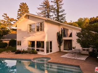 21737 Woodland Crest Dr, Woodland Hills, CA 91364