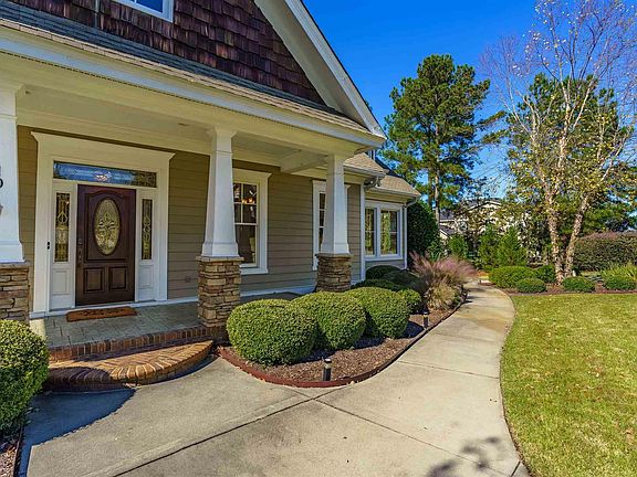 3rd image of 101 Avington Ln