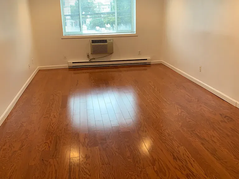 94 Beacon St #14 — Photo 10