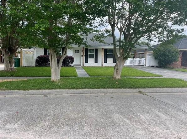 4605 Laudun St, Metairie, LA 70006