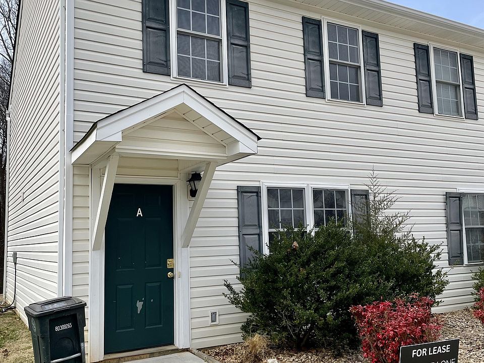 1st image of 125 Primrose Ln #A