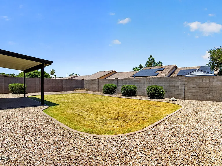 1308 E Princeton Ave — Photo 26