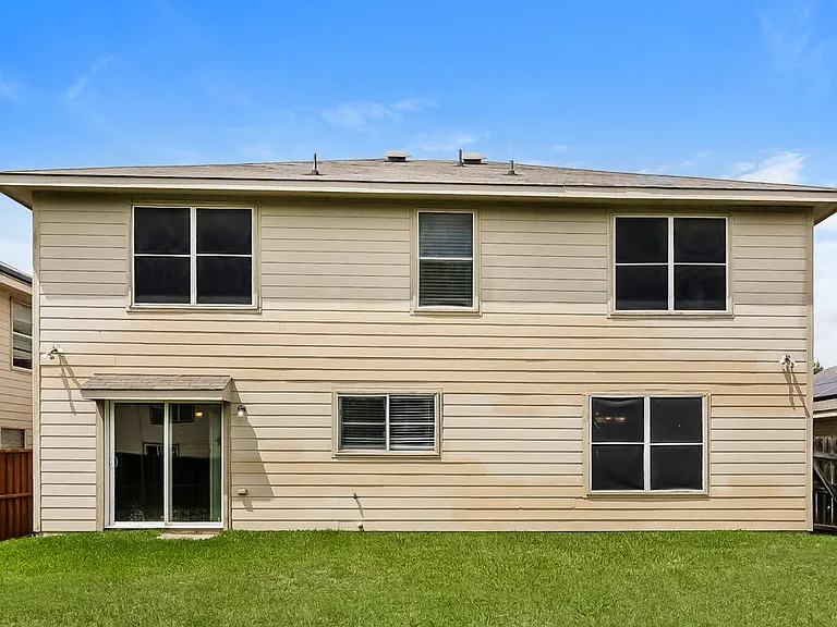 317 Blairwood Dr — Photo 17